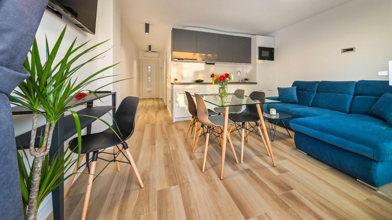 Sun & Salt Apartments ビビニェ エクステリア 写真